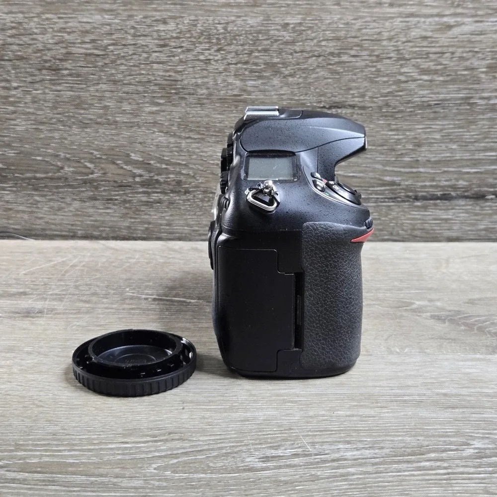 Nikon D200 DSLR Camera Body 2 DX Lenses Phototools Bag Bundle Tested